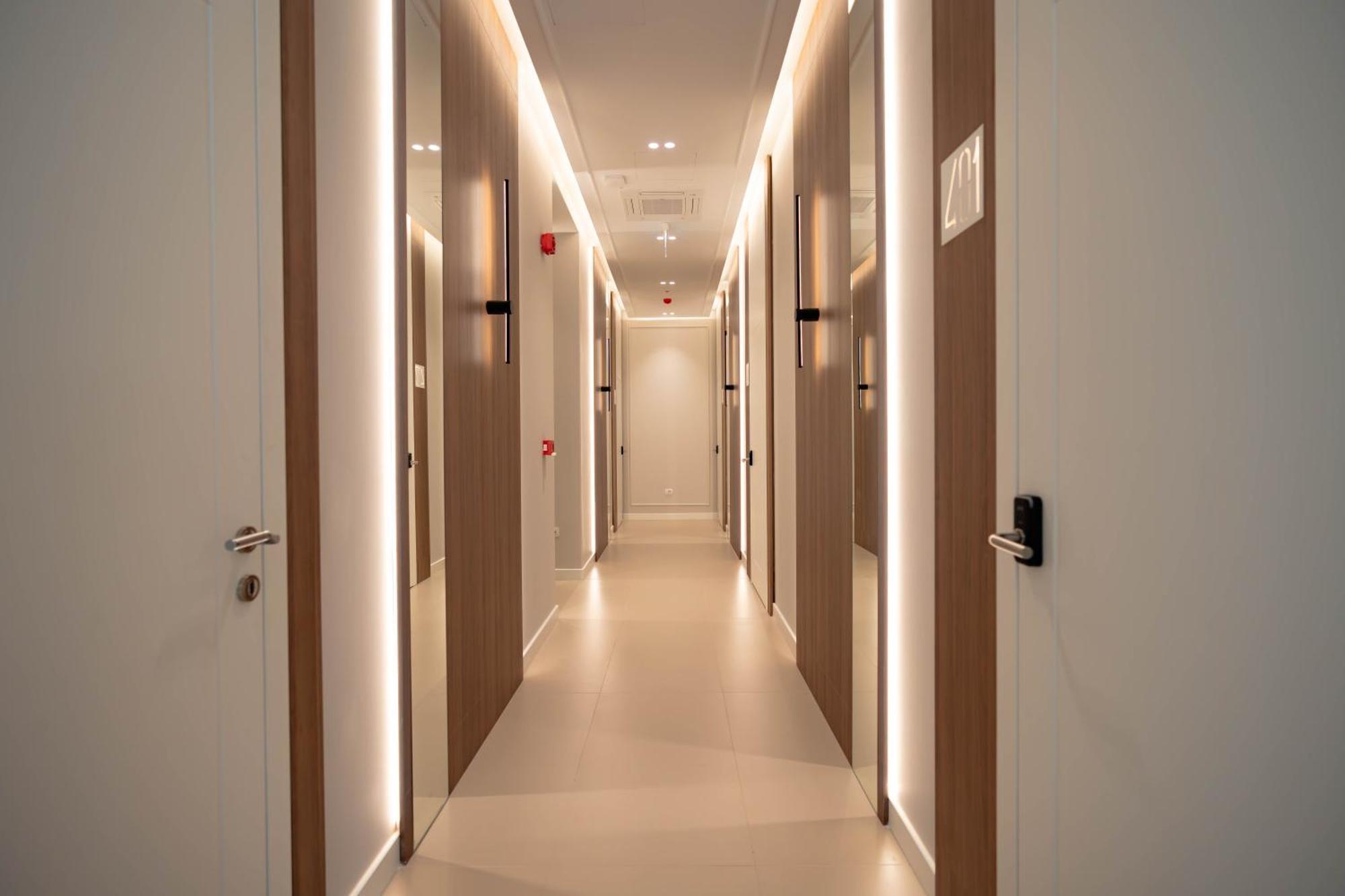 Royal Hill Hotel Vore ภายนอก รูปภาพ