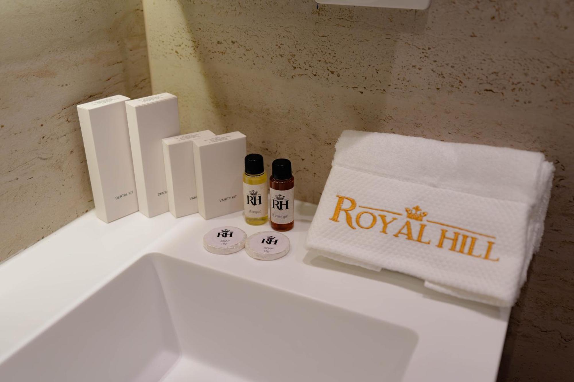 Royal Hill Hotel Vore ภายนอก รูปภาพ