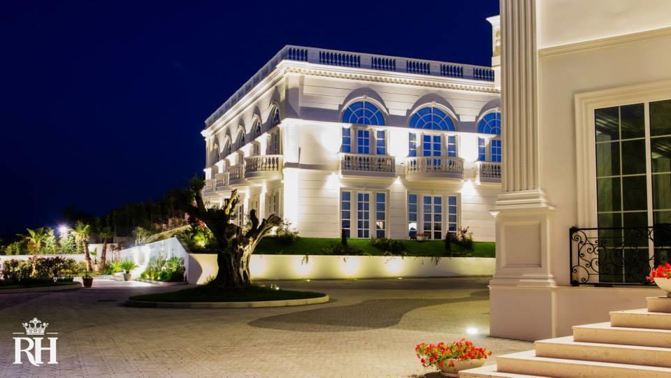 Royal Hill Hotel Vore ภายนอก รูปภาพ
