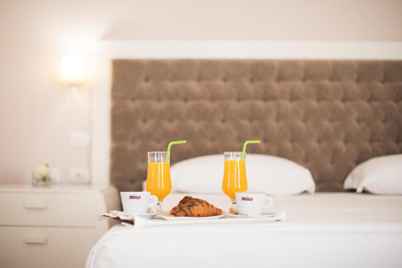 Royal Hill Hotel Vore ภายนอก รูปภาพ