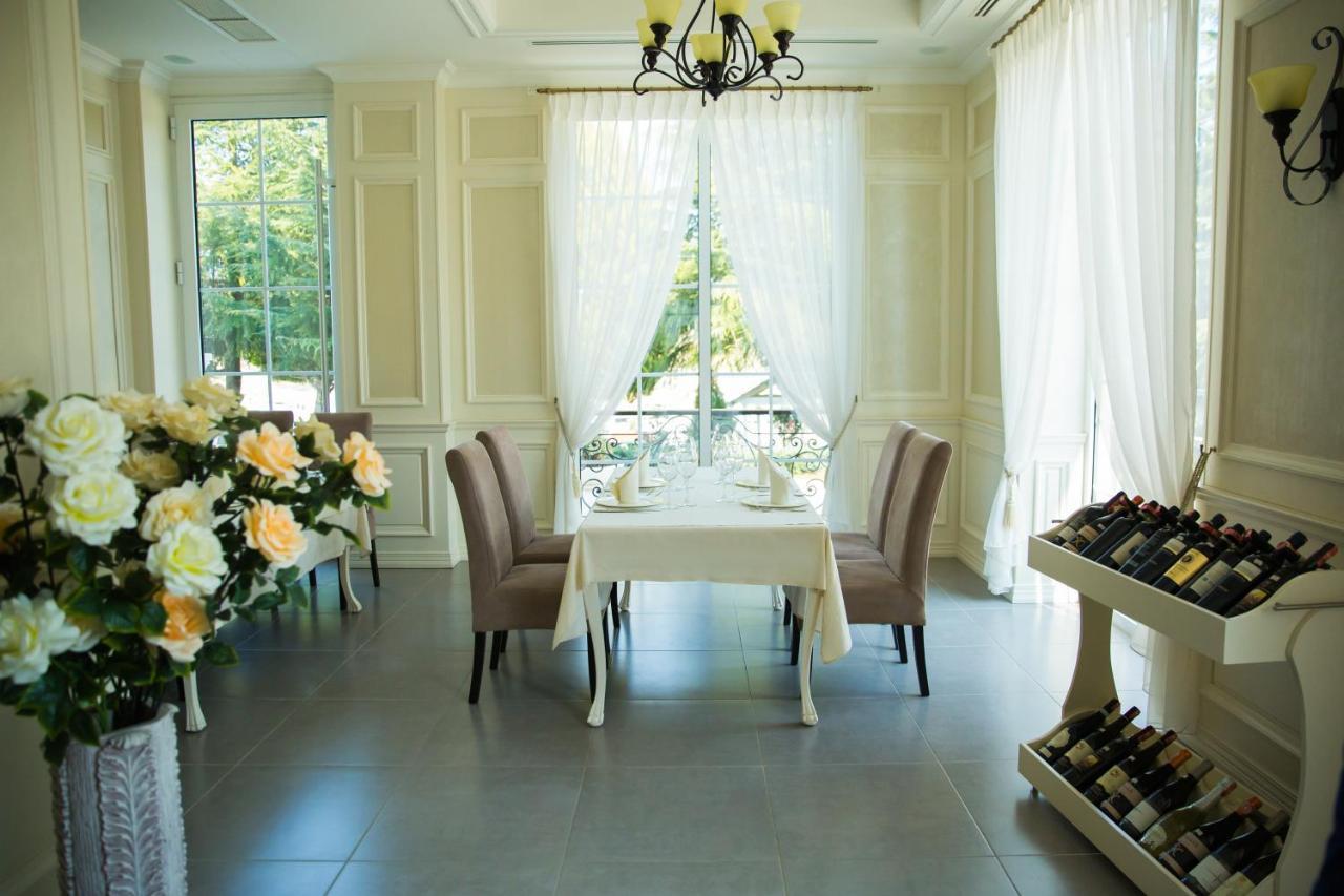 Royal Hill Hotel Vore ภายนอก รูปภาพ