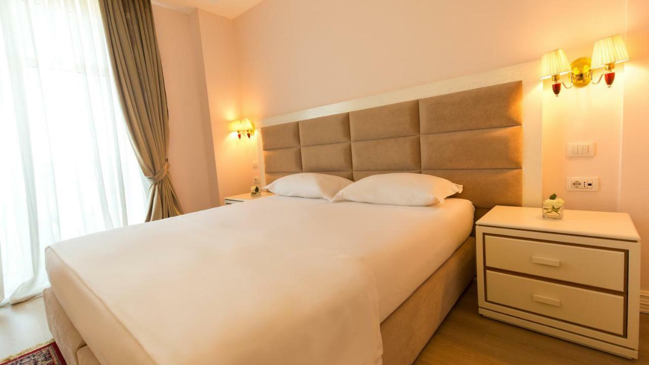 Royal Hill Hotel Vore ภายนอก รูปภาพ